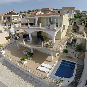 Palace View , Trogir Chorwacja